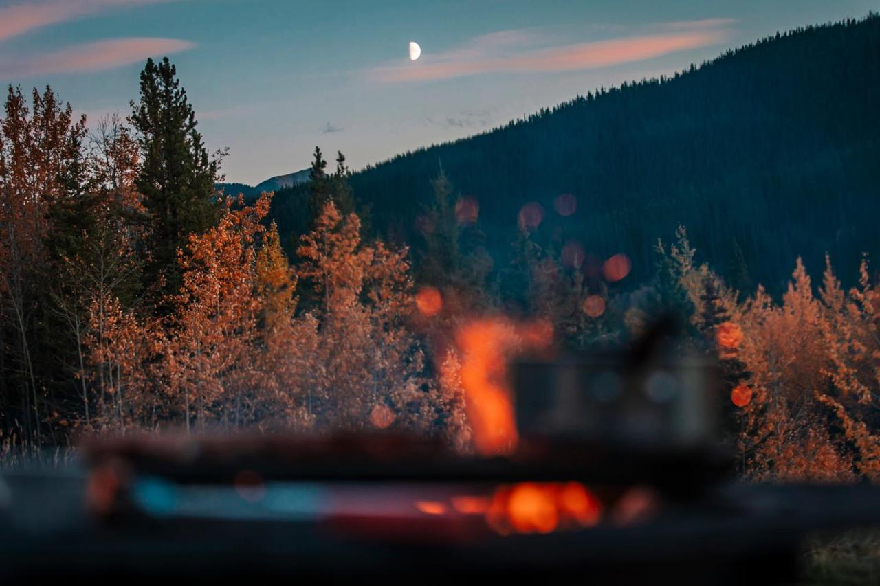 Rocky Mountain Escape Dome & Log Cabin Rentals - Rock Lake Rock Lake Lodge Provincial Park Exteriér fotografie