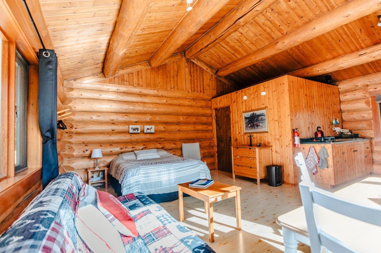 Rocky Mountain Escape Dome & Log Cabin Rentals - Rock Lake Rock Lake Lodge Provincial Park Exteriér fotografie